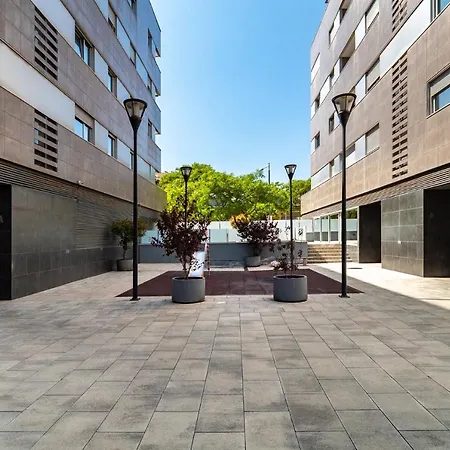 Forum Beach 2 And Pool Apartment Barcelona Sant Adria de Besos Exterior photo